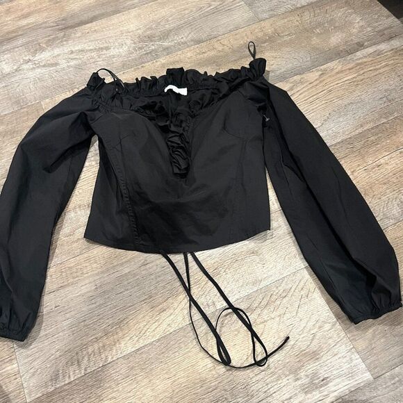 Mable large black top - Picture 1 of 8